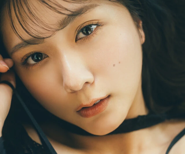 元AKB48俳優の清水麻璃亜が過去イチの大人グラビアに挑戦!「10代の頃から応援してくれている方にもびっくりしてもらいたい」
